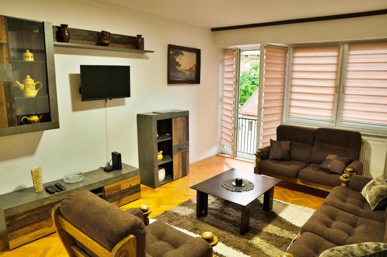 Vijecnica View 2Bdr Apartment With Balcony - Best Location Saraievo Exterior foto